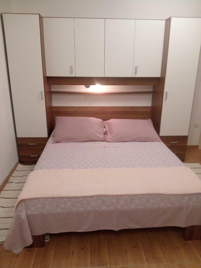 Apartmani Lomar Stari Grad  Exterior foto